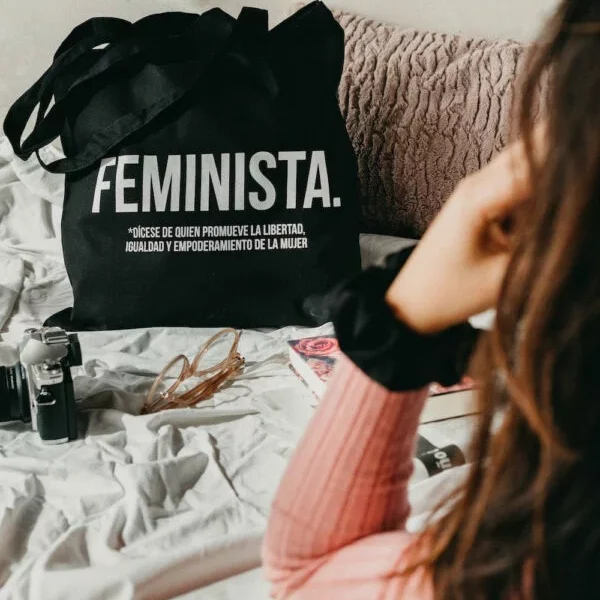 tote feminista
